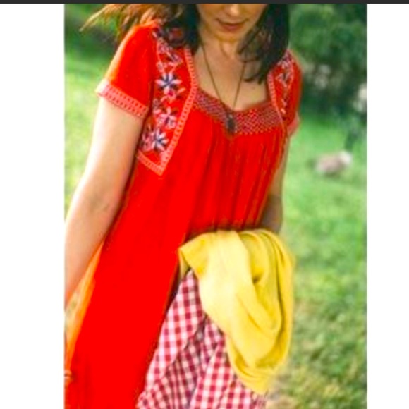 Old Navy Dresses & Skirts - Old navy red Mexican embroidered dress